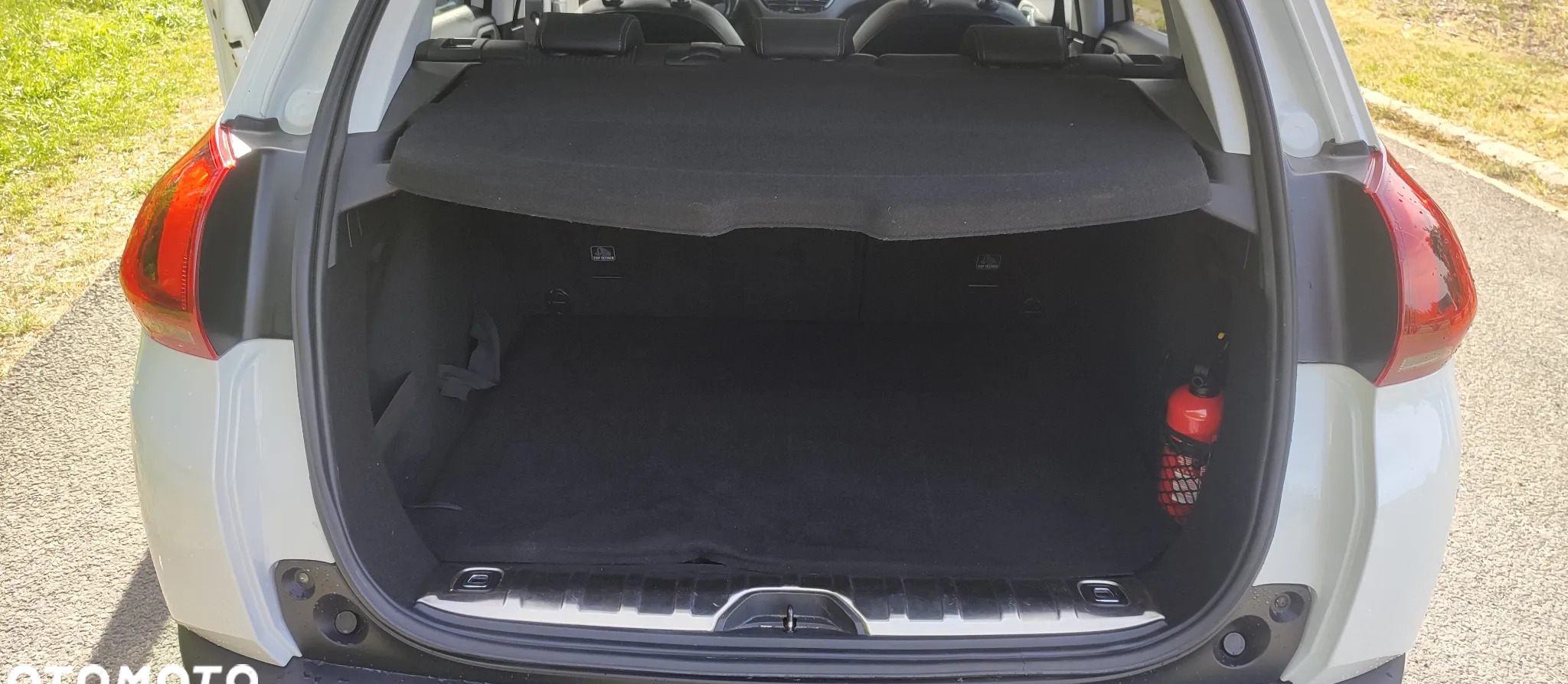 Peugeot 2008 cena 46900 przebieg: 171250, rok produkcji 2018 z Zawiercie małe 254